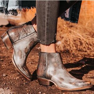 Freedbird by Steven Rule Ice Multi Elevated Western Ankle Boots size 9